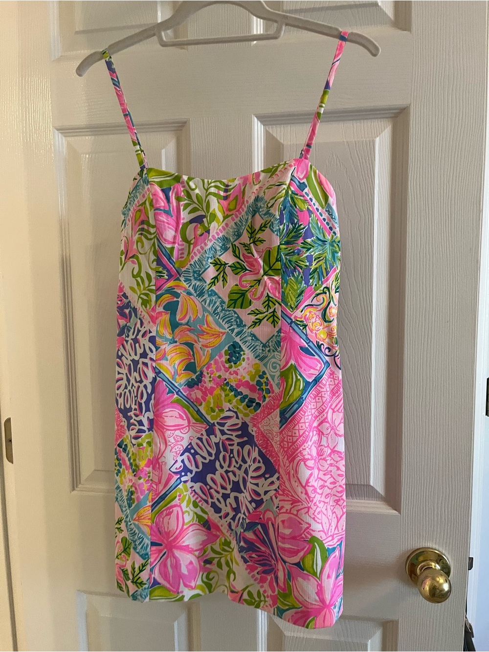 Like New. Lilly Pulitzer Shelli Pink Colorful Floral Dress in size 2.